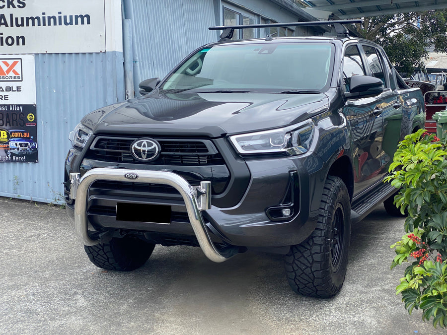 TOYOTA HILUX (2015 - ON) ALLOY NUDGE BAR WITH REMOVABLE H-FRAME (GCB)